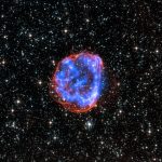 cosmic space stars (foto: X-ray: NASA/CXC/Rutgers/J.Hughes; Optical: NASA/STScI / Public domain, Wikimedia Commons)