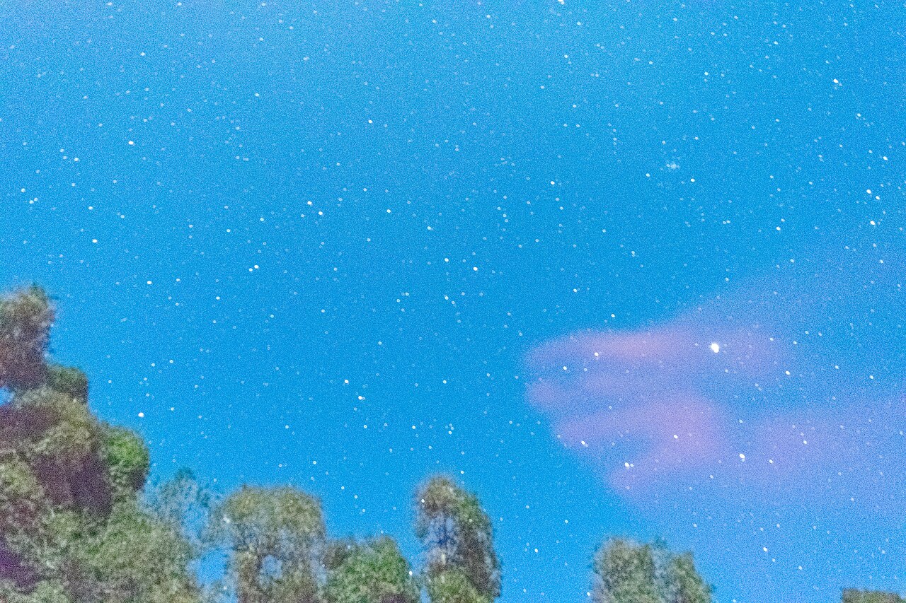starry night sky (foto: Ashish Gupta from Noida, India / CC BY 2.0, Wikimedia Commons)