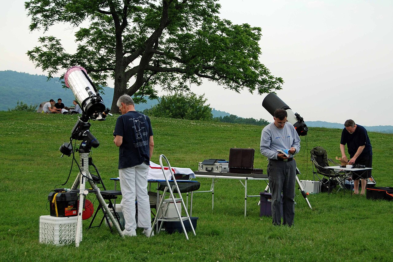 night sky astronomy (foto: Virginia State Parks staff / CC BY 2.0, Wikimedia Commons)