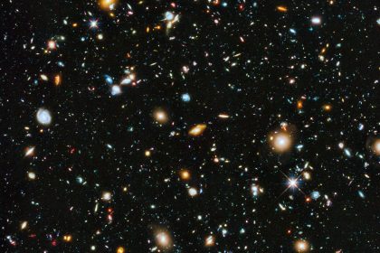 cosmic space stars (foto: NASA, ESA, H. Teplitz and M. Rafelski (IPAC/Caltech), A. Koekemoer (STScI), R. Windhorst (Arizona State University), and / Public domain, Wikimedia Commons)