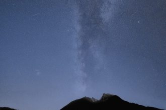 milky way galaxy (foto: Anil Öztas / CC BY 4.0, Wikimedia Commons)